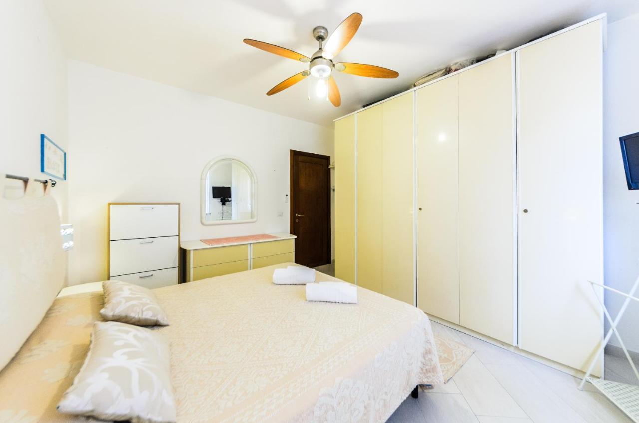 Sardinia-Holiday La Casa Delle Pavoncelle Ла-Маддалена Экстерьер фото
