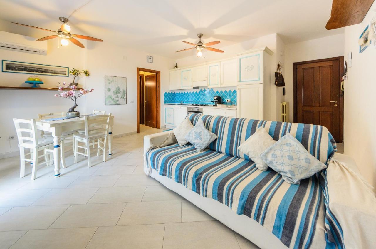 Sardinia-Holiday La Casa Delle Pavoncelle Ла-Маддалена Экстерьер фото